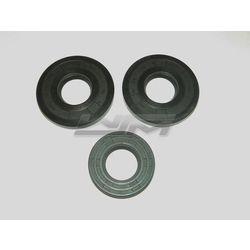 Crankshaft Oil Seal Kit: Yamaha 500